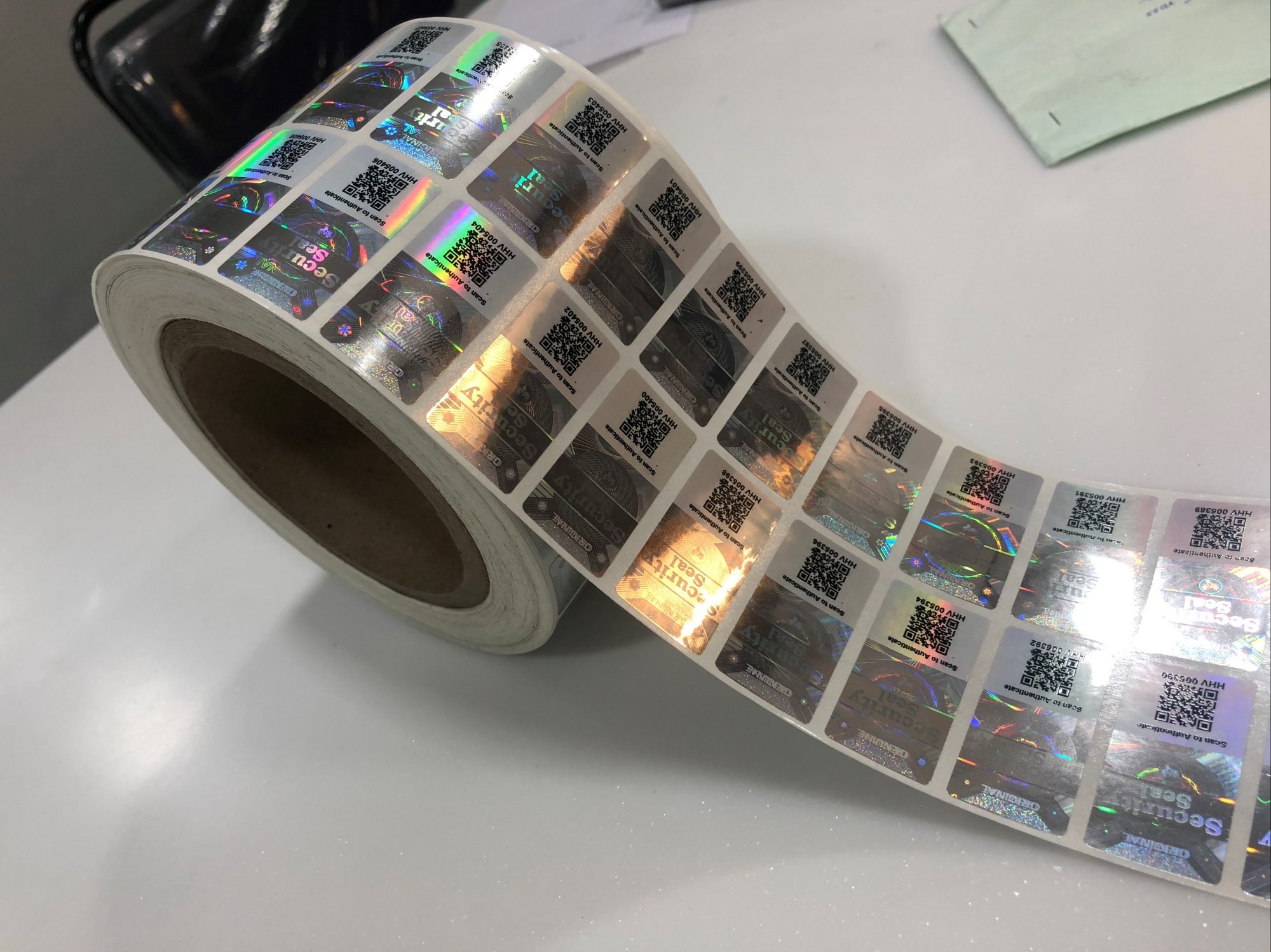 Spool Form Hologram